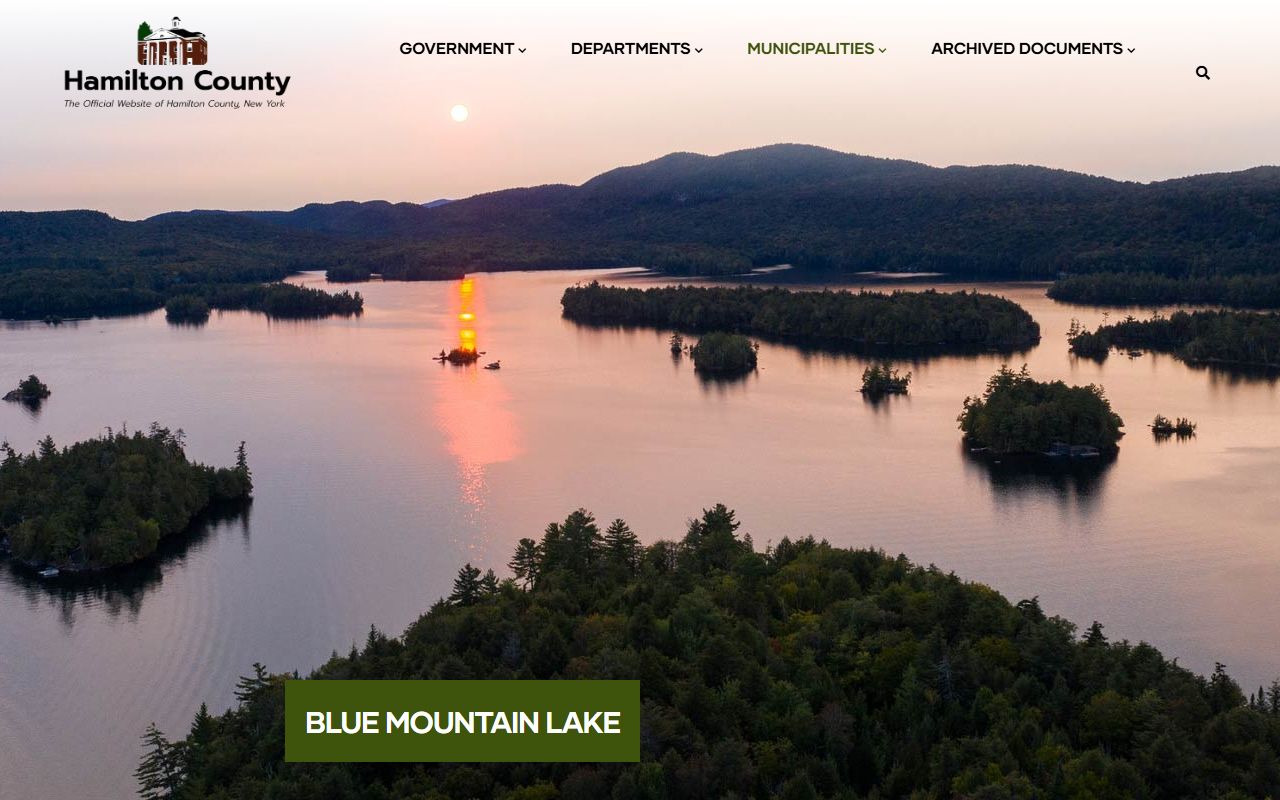 Hamilton County government website with links to sheriff and arrest record resources